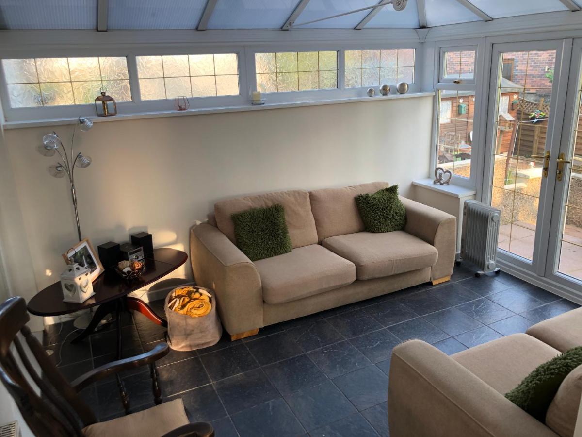 3-Bed House Waterfall Country Brecon Beacons Pontneddfechan Buitenkant foto