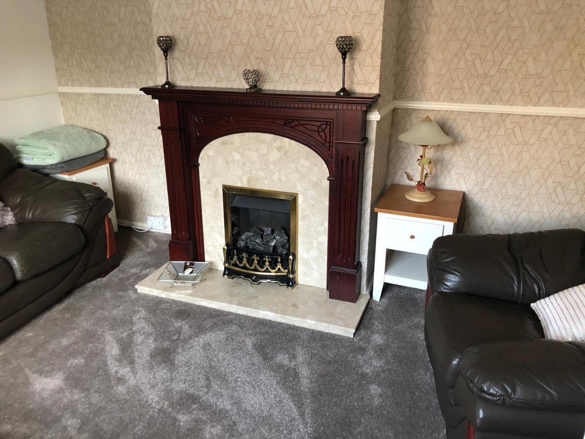 3-Bed House Waterfall Country Brecon Beacons Pontneddfechan Buitenkant foto