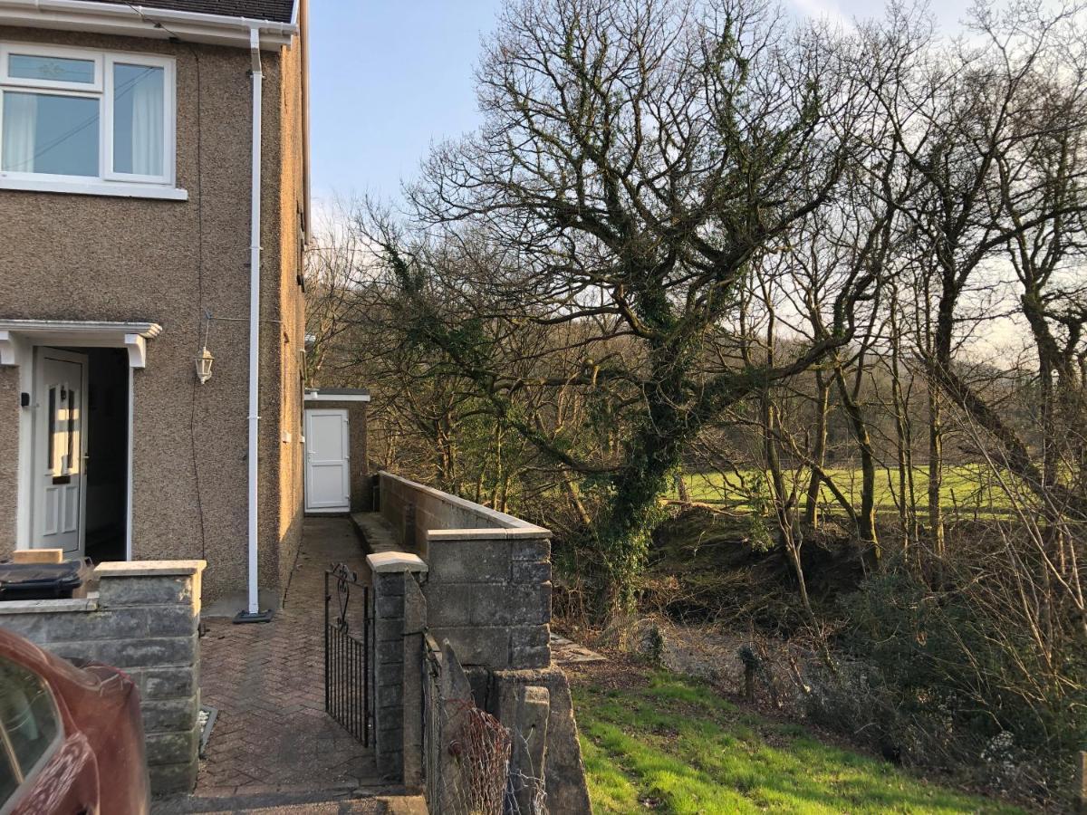 3-Bed House Waterfall Country Brecon Beacons Pontneddfechan Buitenkant foto